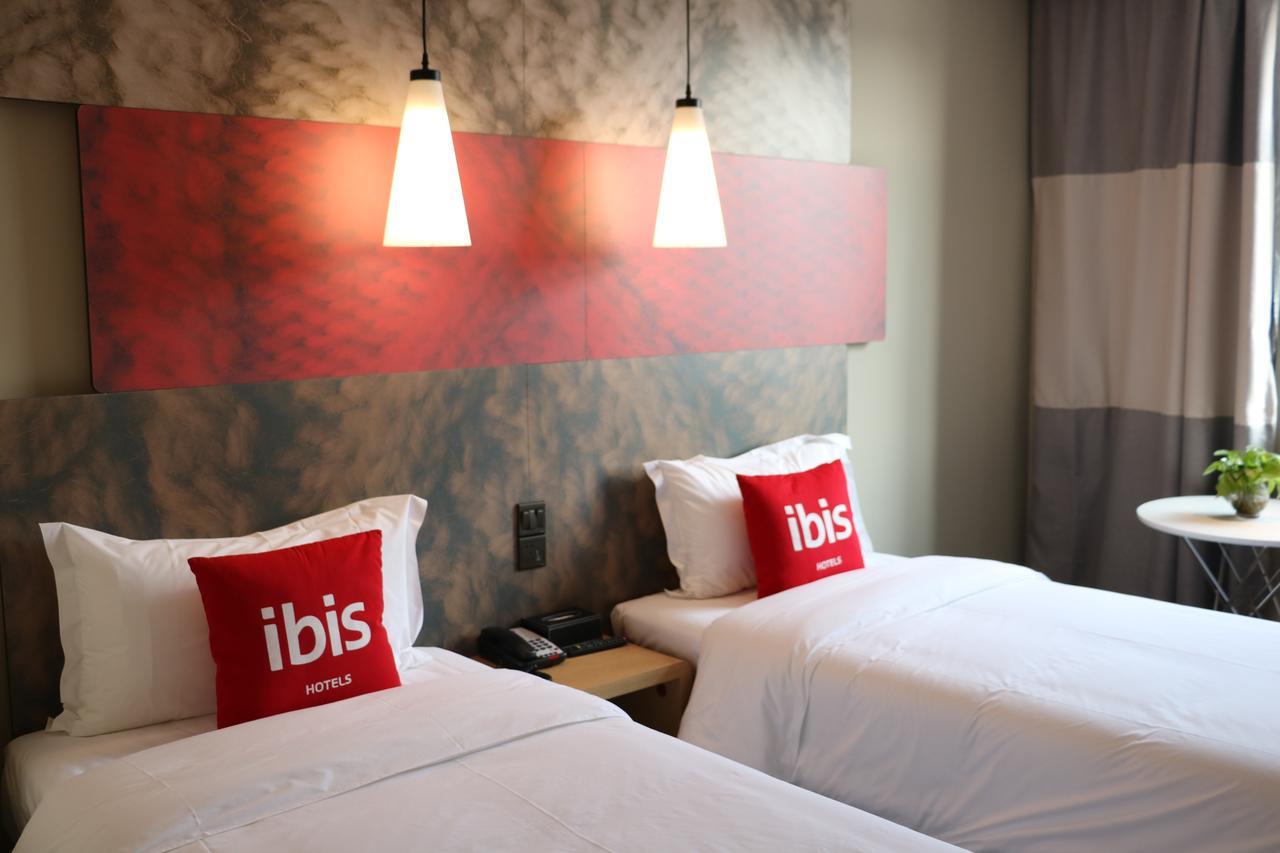 Ibis Shanghai North The Bund Zhoujiazui Road Экстерьер фото