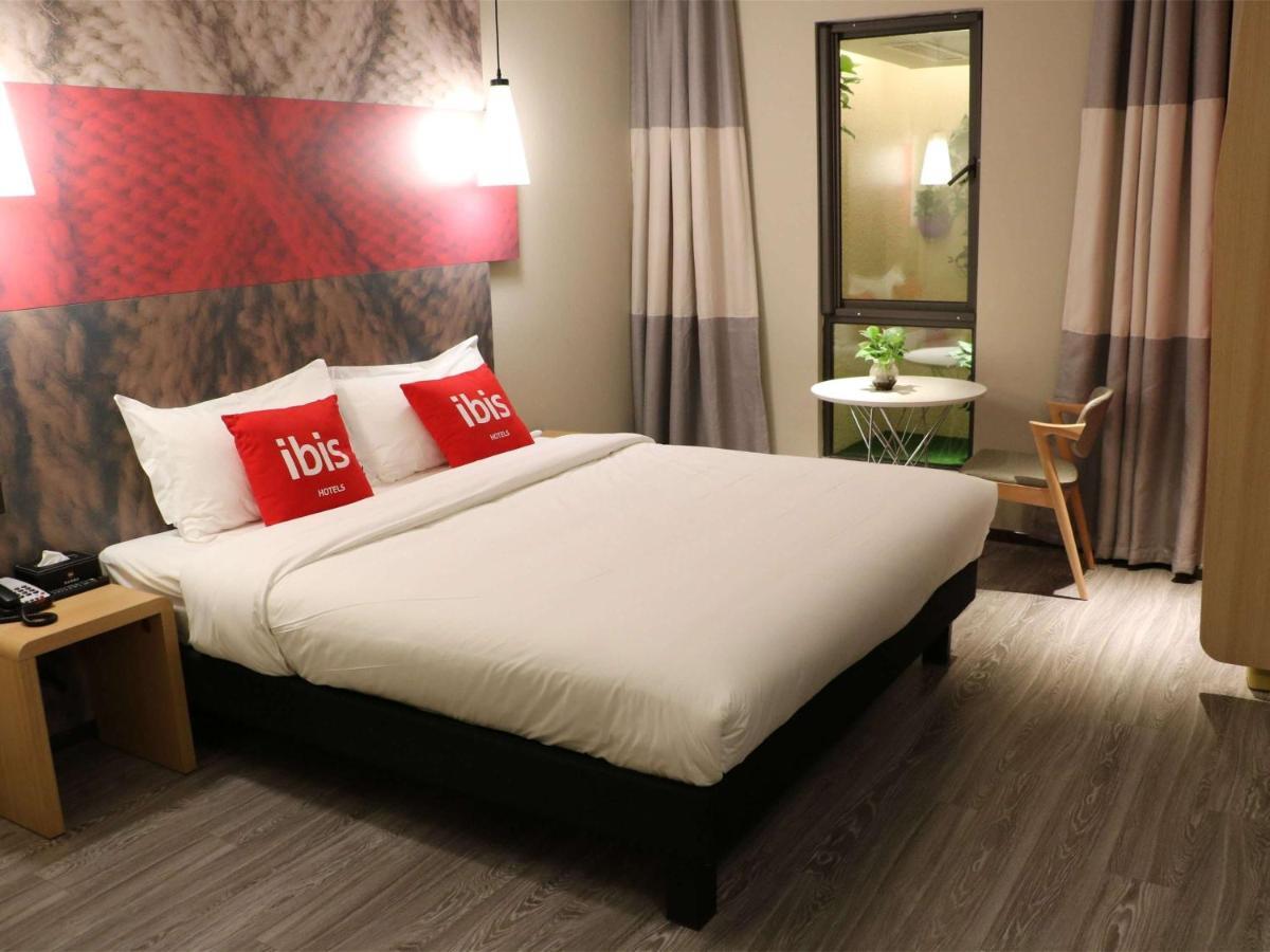 Ibis Shanghai North The Bund Zhoujiazui Road Экстерьер фото